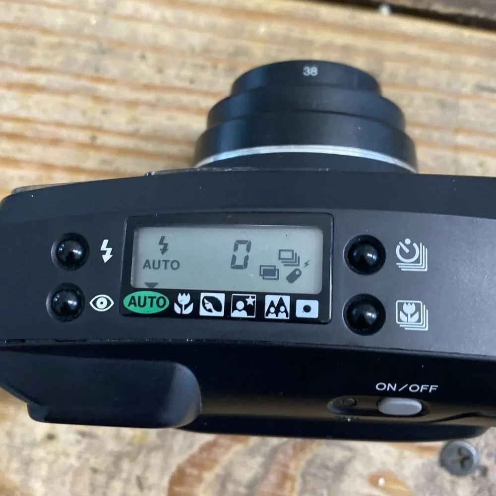 Minolta Freedom Zoom 135EX Date 35mm Film - 38-135mm Macro - Read